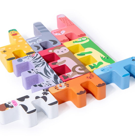 Koka kluču komplekts bērniem ar krāsainiem dzīvnieku attēliem